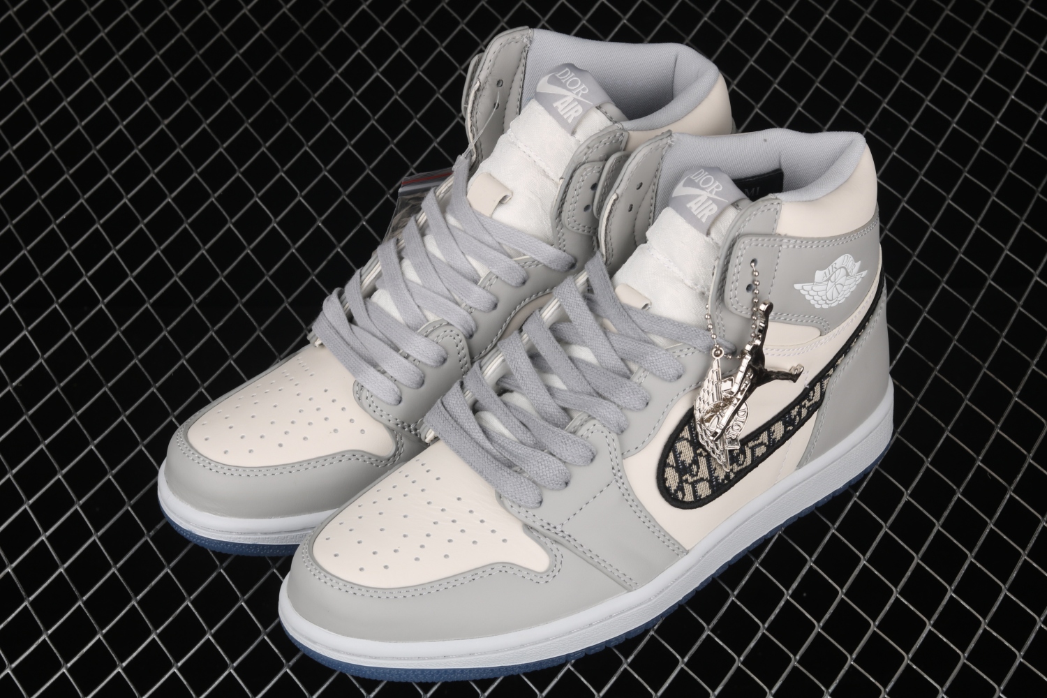 Jordan 1 Retro High Dior  CN8607-002
