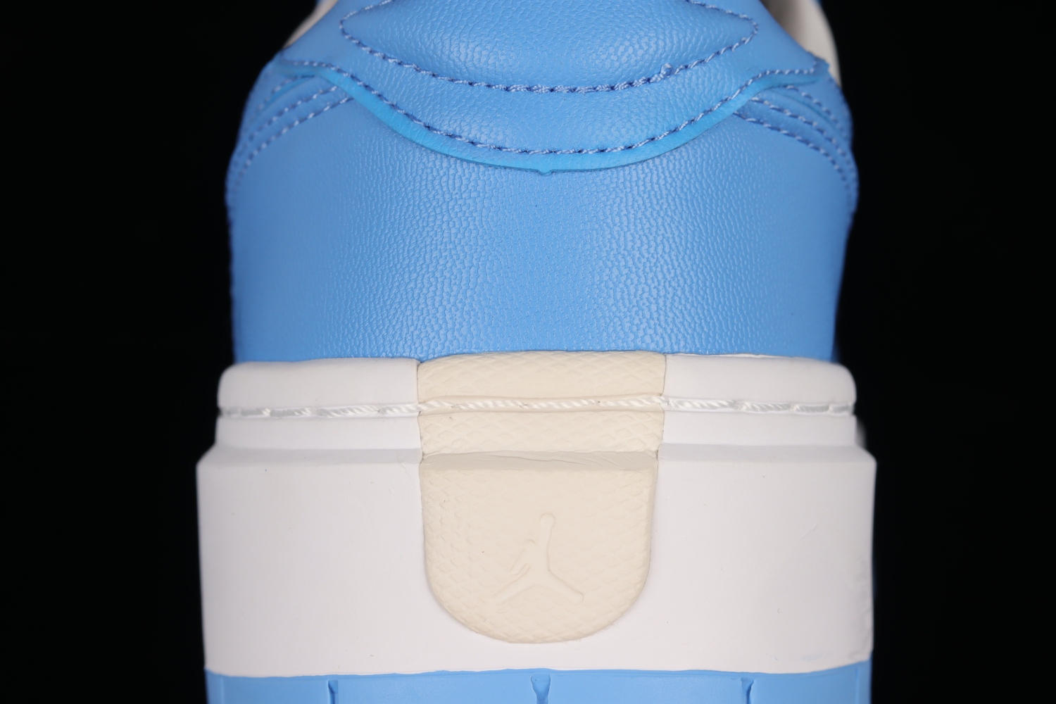 Jordan 1 Elevate Low SE University Blue (W) DQ3698-141