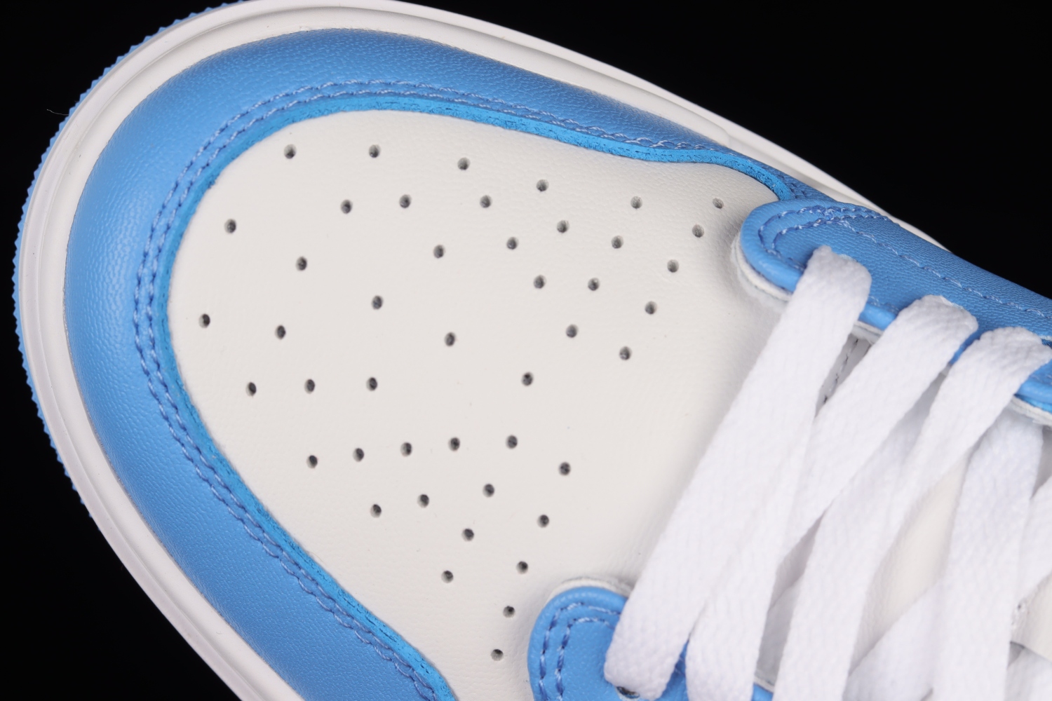 Jordan 1 Elevate Low SE University Blue (W) DQ3698-141