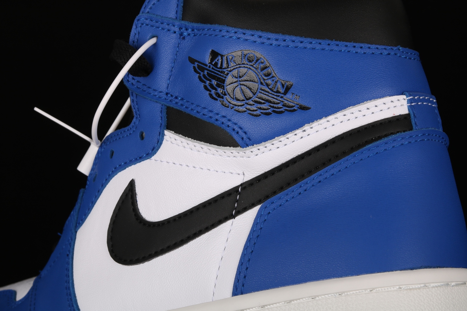 Jordan 1 Retro High Game Royal 555088-403