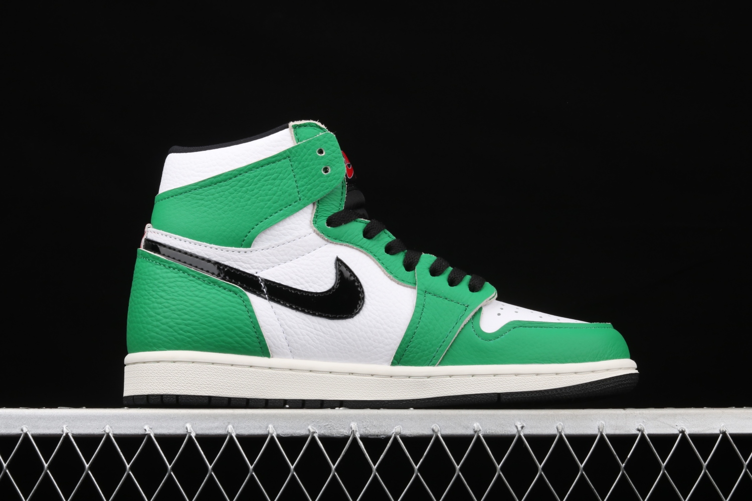 Jordan 1 Retro High Lucky Green (W) DB4612-300