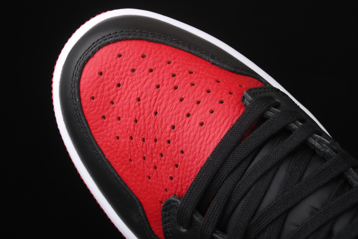 Jordan 1 Retro High NC to Chi Leather (W) CD0461-046
