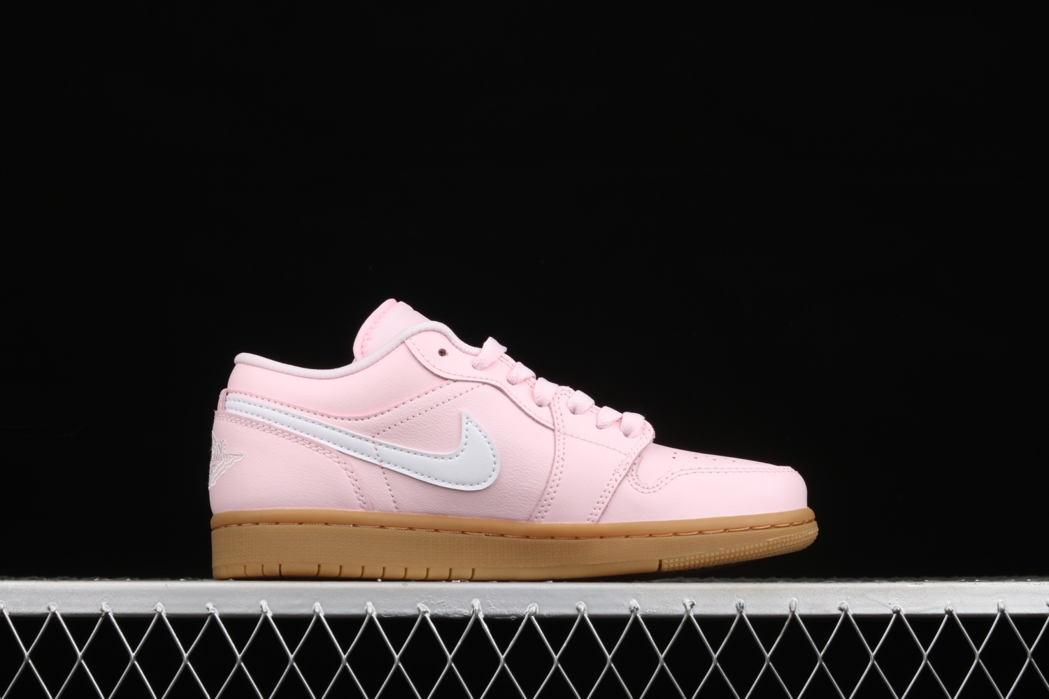 Jordan 1 Low Arctic Pink Gum (W) DC0774-601