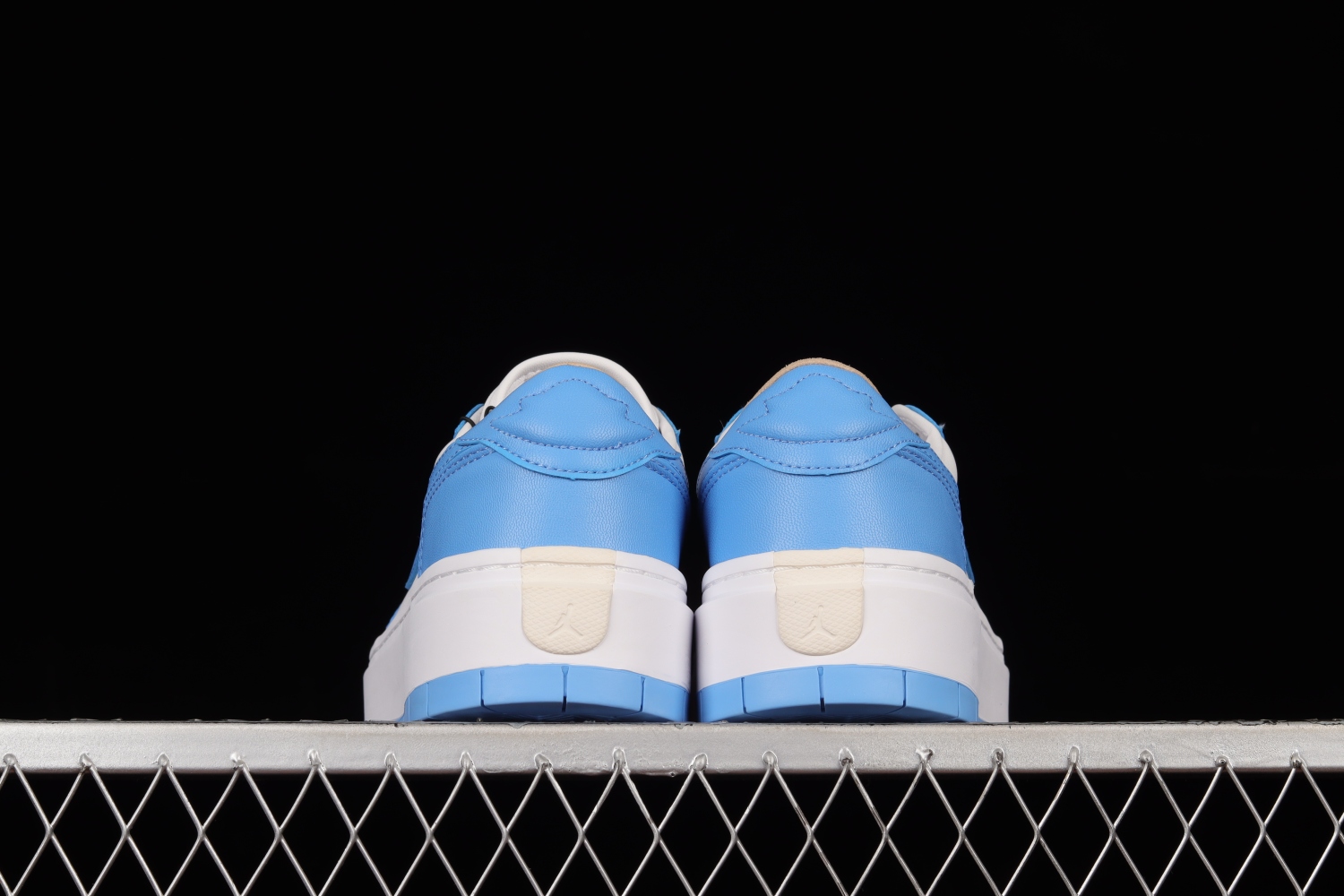 Jordan 1 Elevate Low SE University Blue (W) DQ3698-141