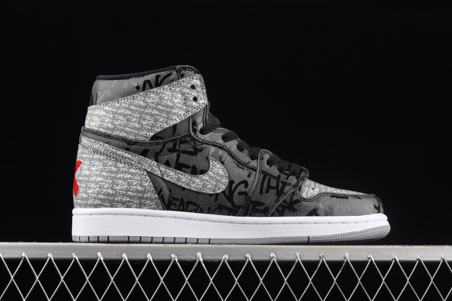 Jordan 1 Retro High OG Rebellionaire 555088-036