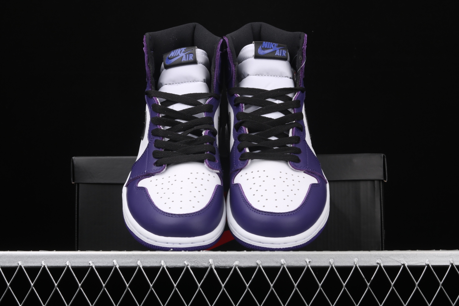 Jordan 1 Retro High Court Purple White 555088-500