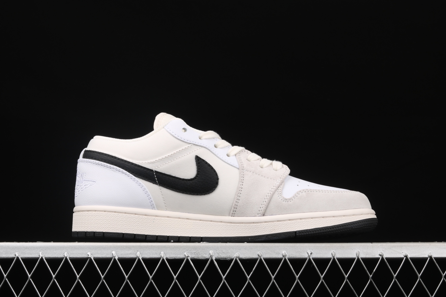 Jordan 1 Low Astrograbber DC3533-100