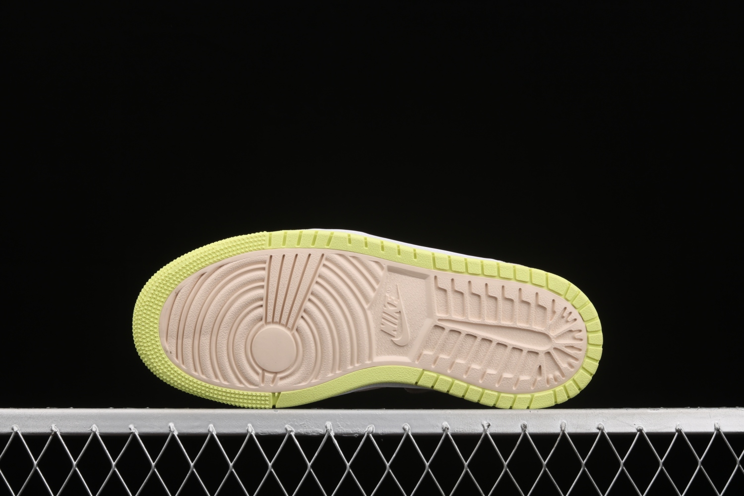 Jordan 1 High Zoom Air CMFT Lemon Twist (W) CT0979-200