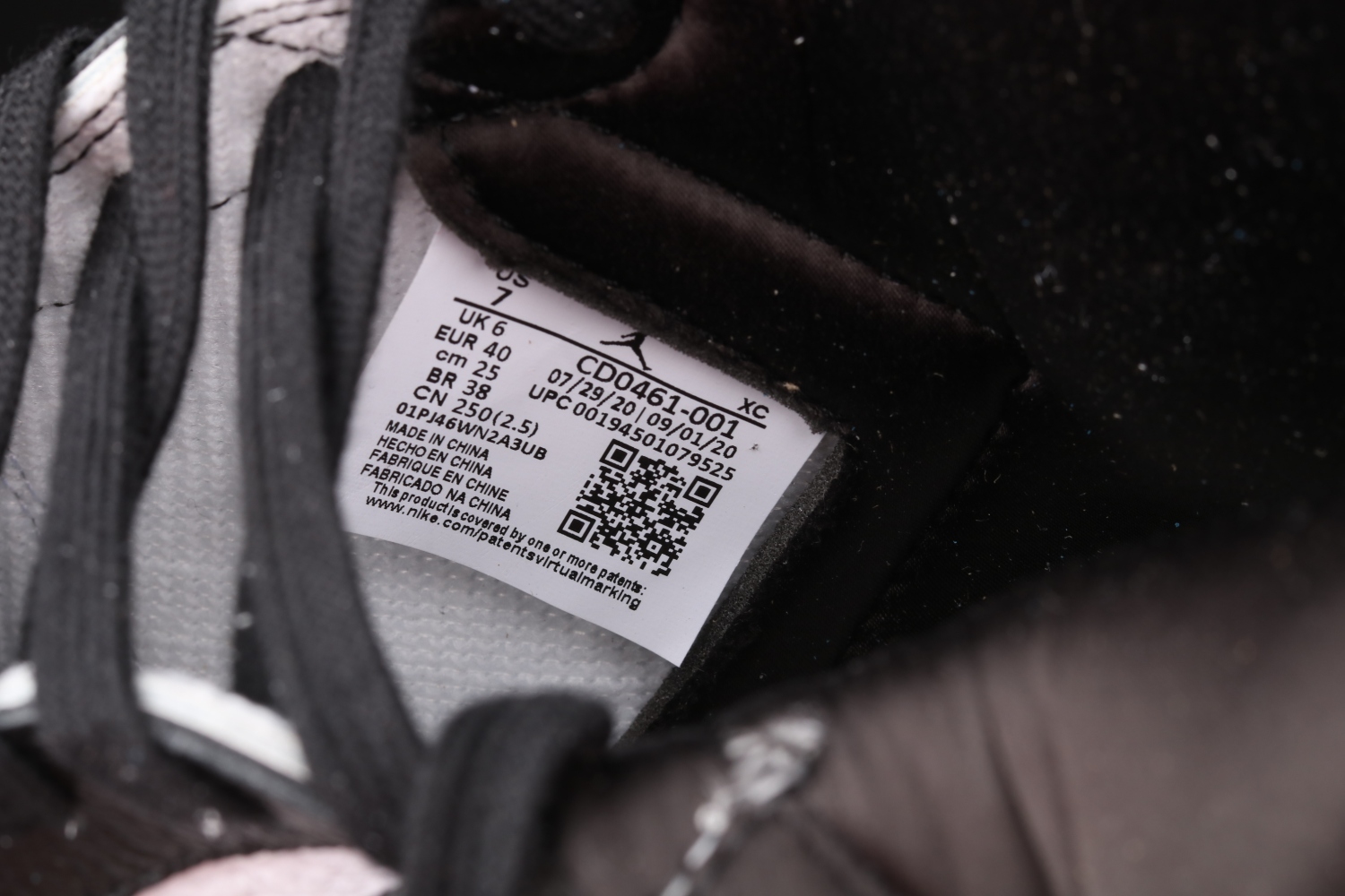 Jordan 1 Retro High Silver Toe (W) CD0461-001