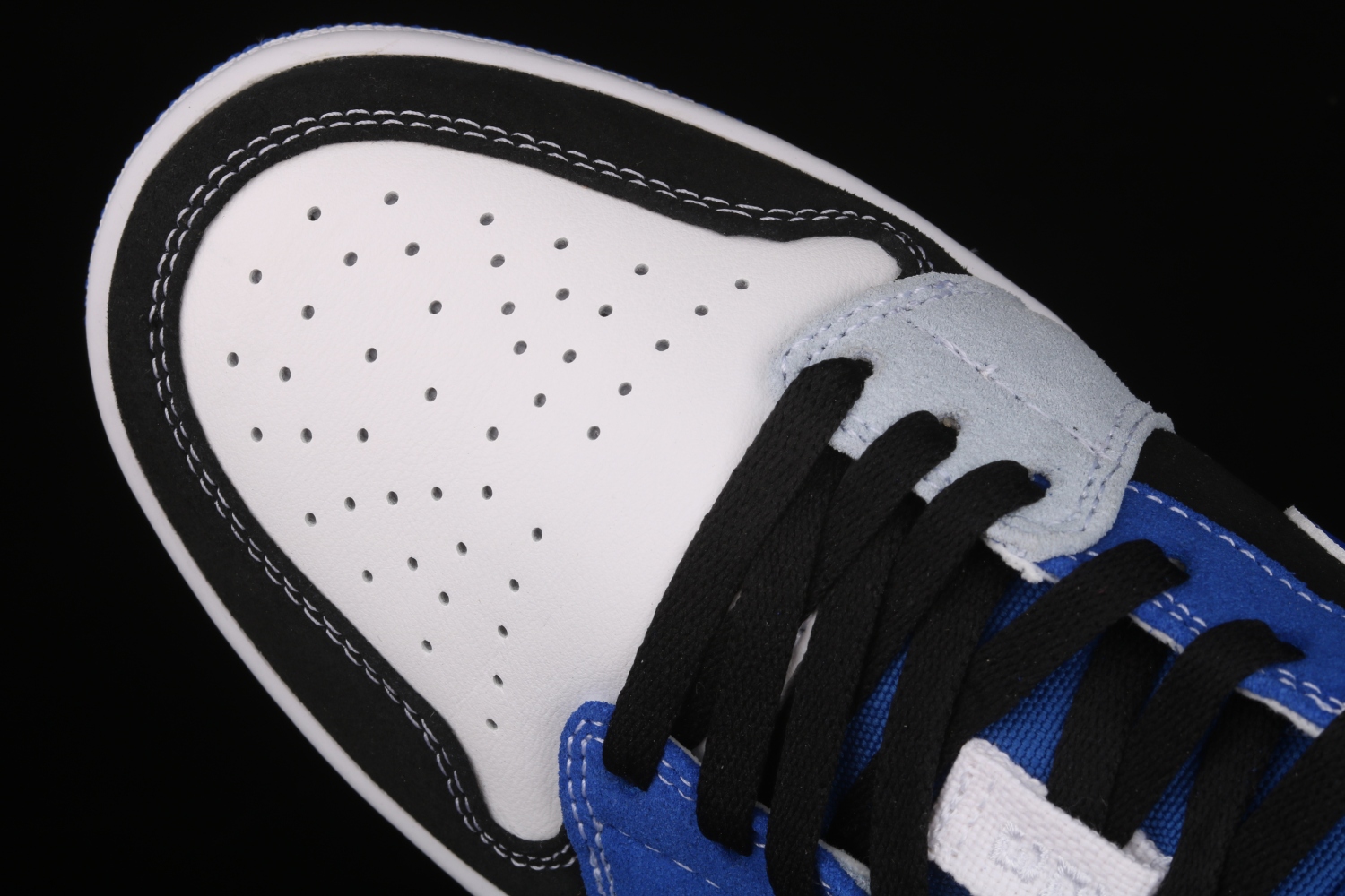 Jordan 1 Low Black Blue White DH0206-400