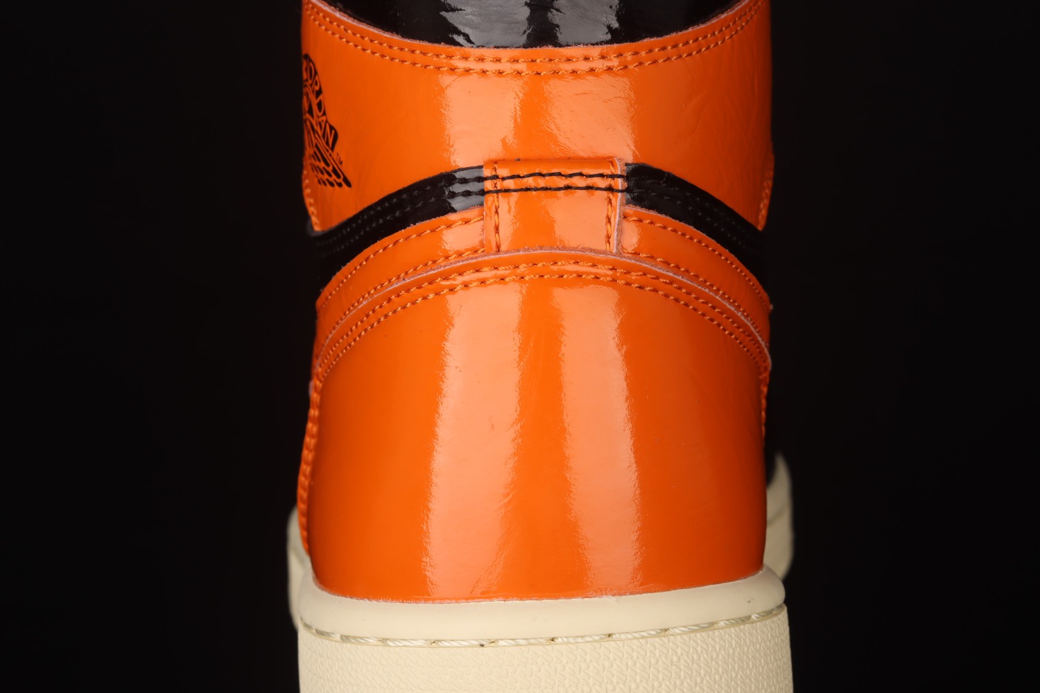 Jordan 1 Retro High OG “Shattered Backboard 3.0” 555088-028（TS Batch）