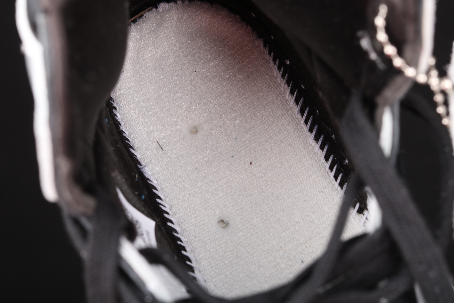 Jordan 1 Retro High Silver Toe (W) CD0461-001