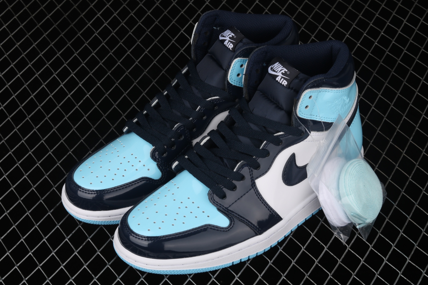 Jordan 1 Retro High UNC Patent (W) CD0461-401