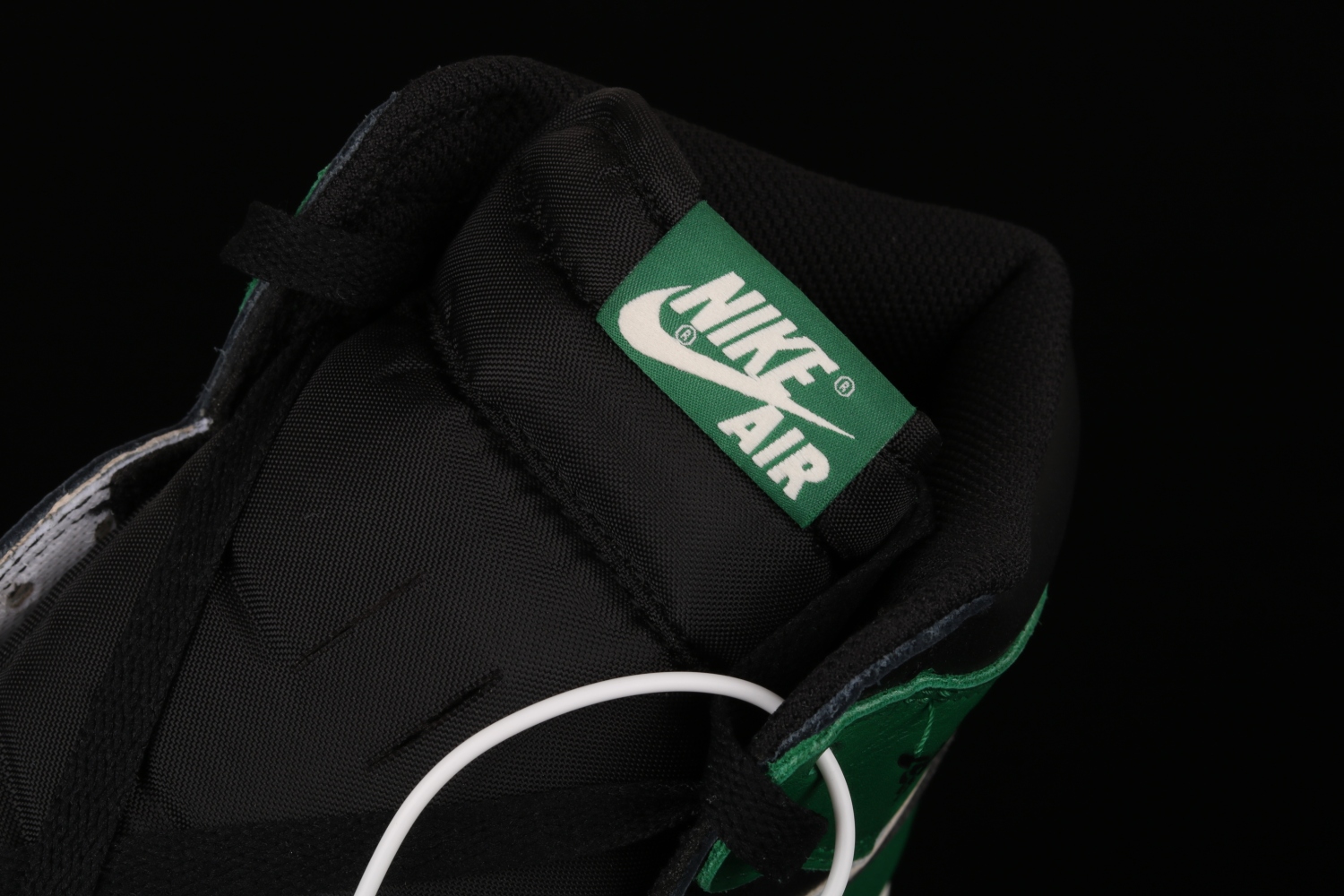 Jordan 1 Retro High Pine Green 555088-302