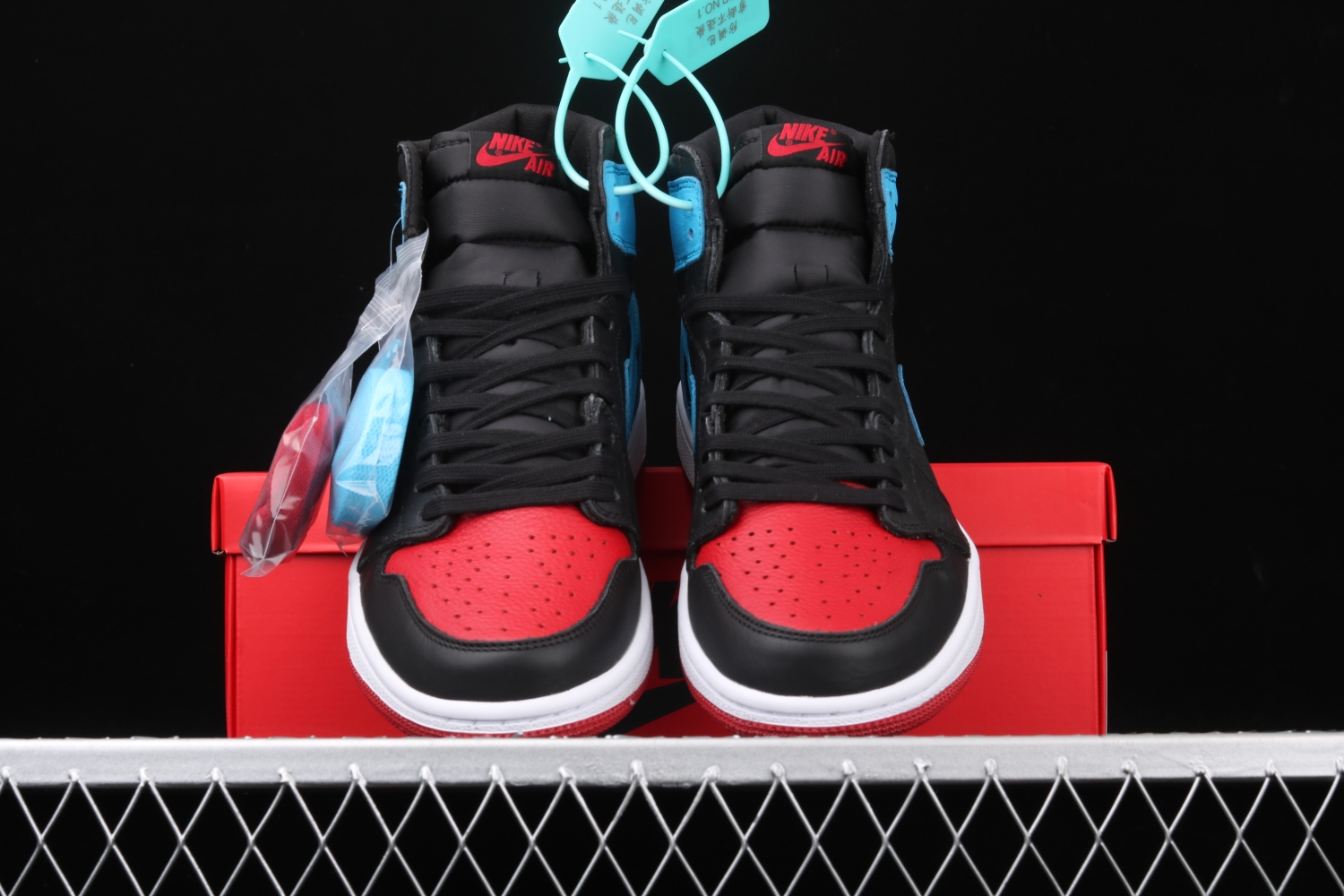 Jordan 1 Retro High NC to Chi Leather (W) CD0461-046