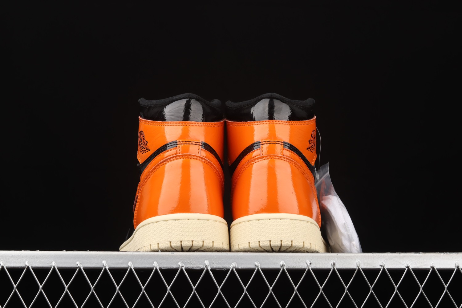 Jordan 1 Retro High OG “Shattered Backboard 3.0” 555088-028（TS Batch）