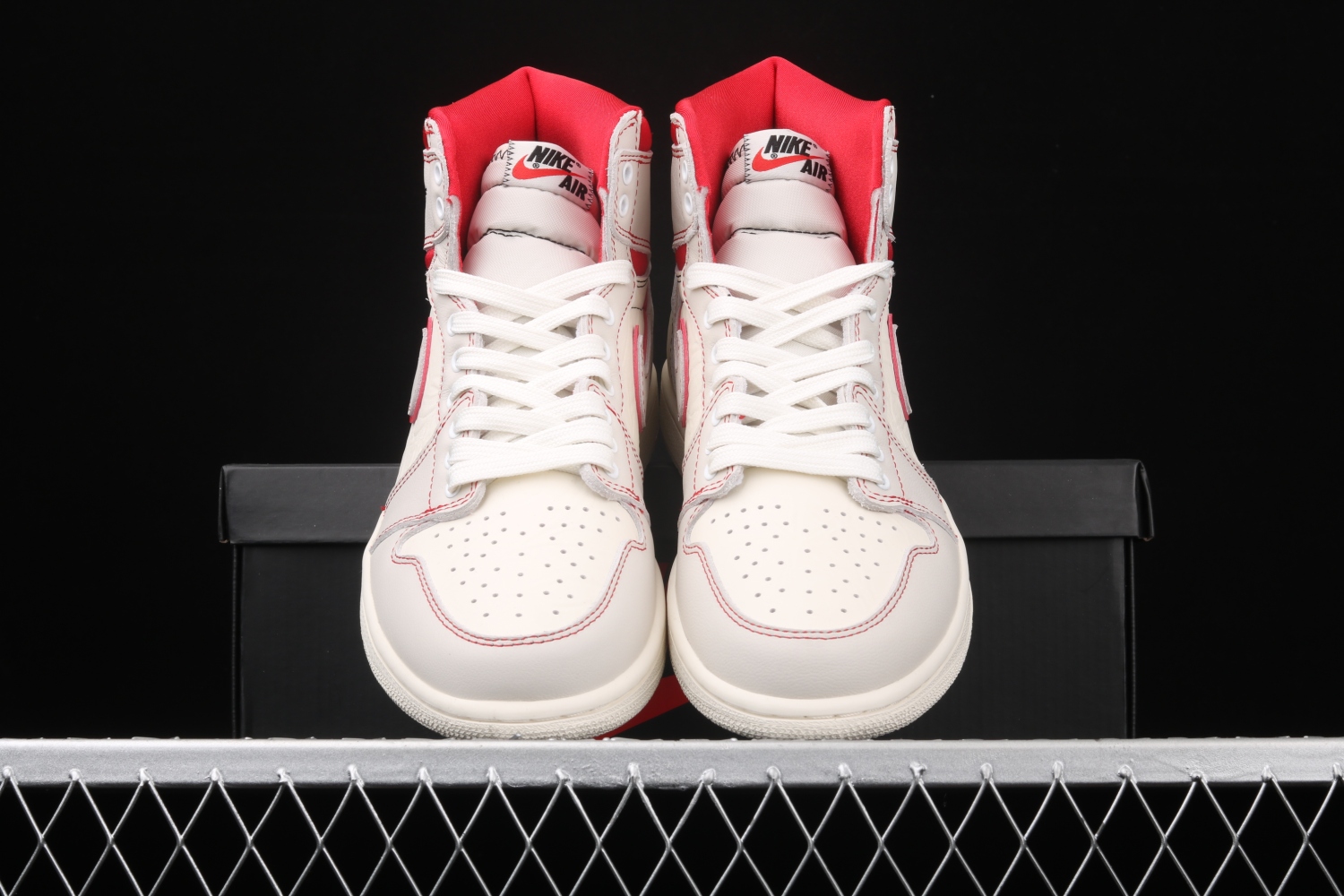 Jordan 1 Retro High Phantom Gym Red 555088-160