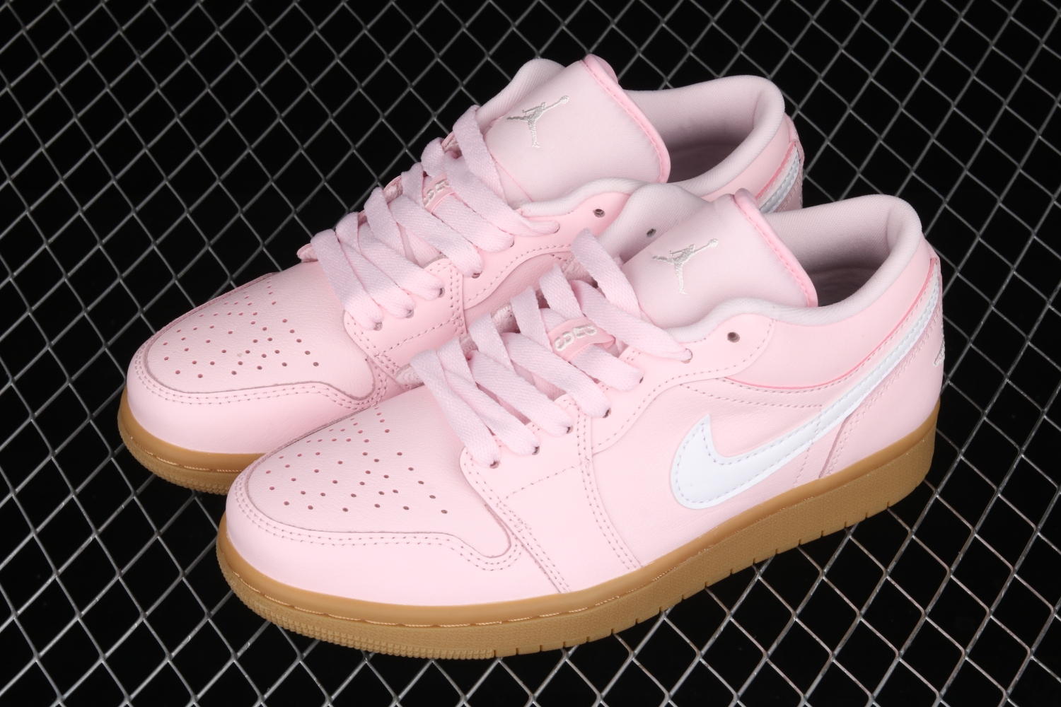 Jordan 1 Low Arctic Pink Gum (W) DC0774-601