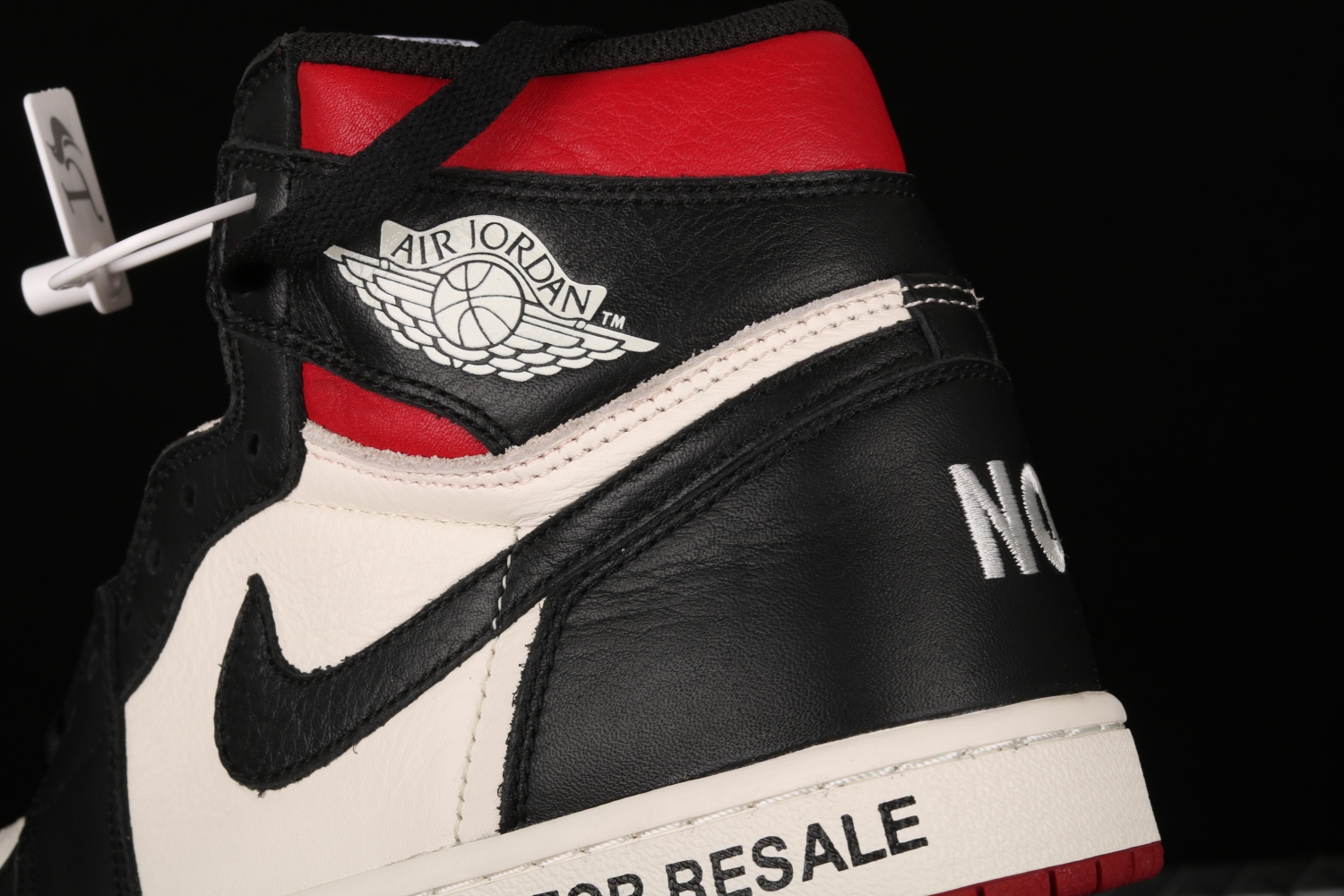 Jordan 1 Retro High  Not for Resale  Varsity Red 861428-106