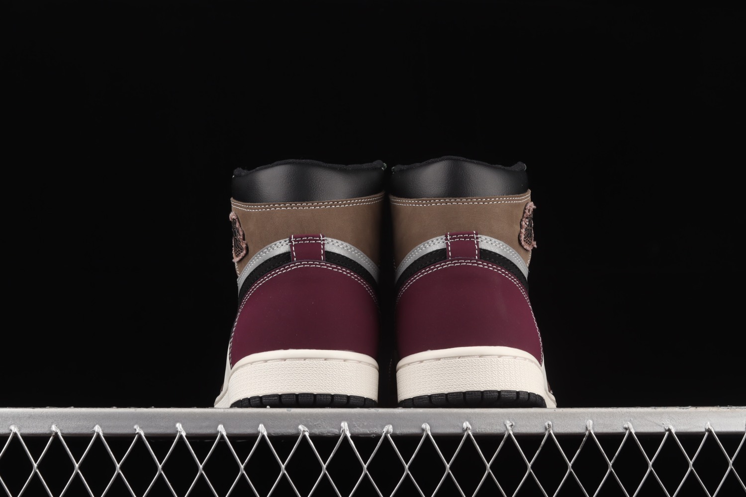Jordan 1 Retro High OG Hand Crafted DH3097-001