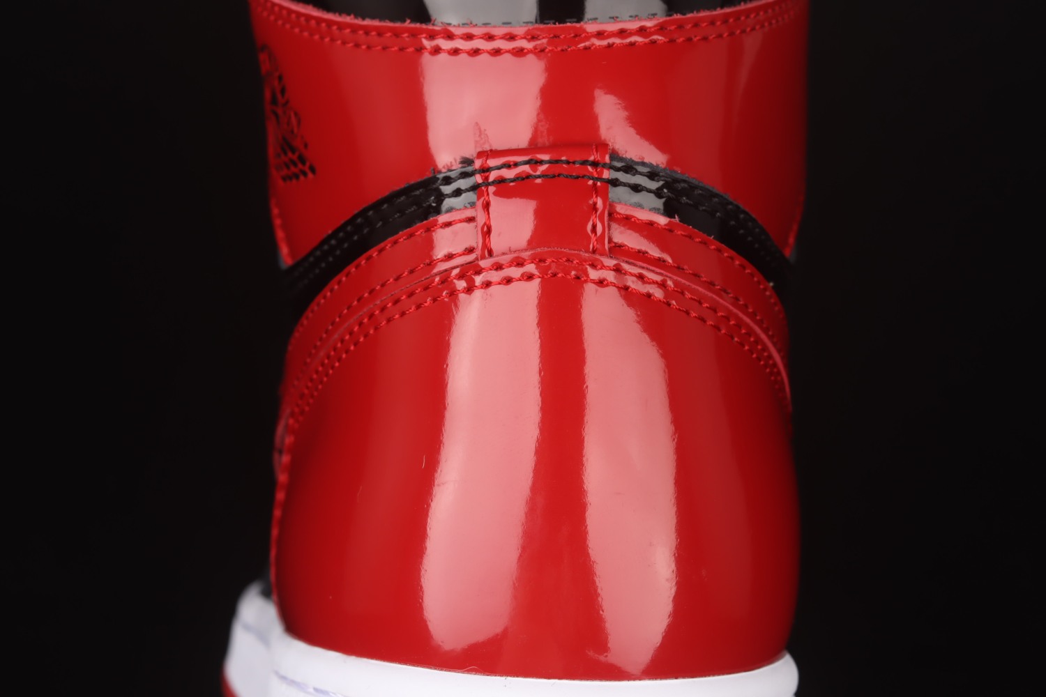 Jordan 1 Retro High OG Patent Bred 555088-063