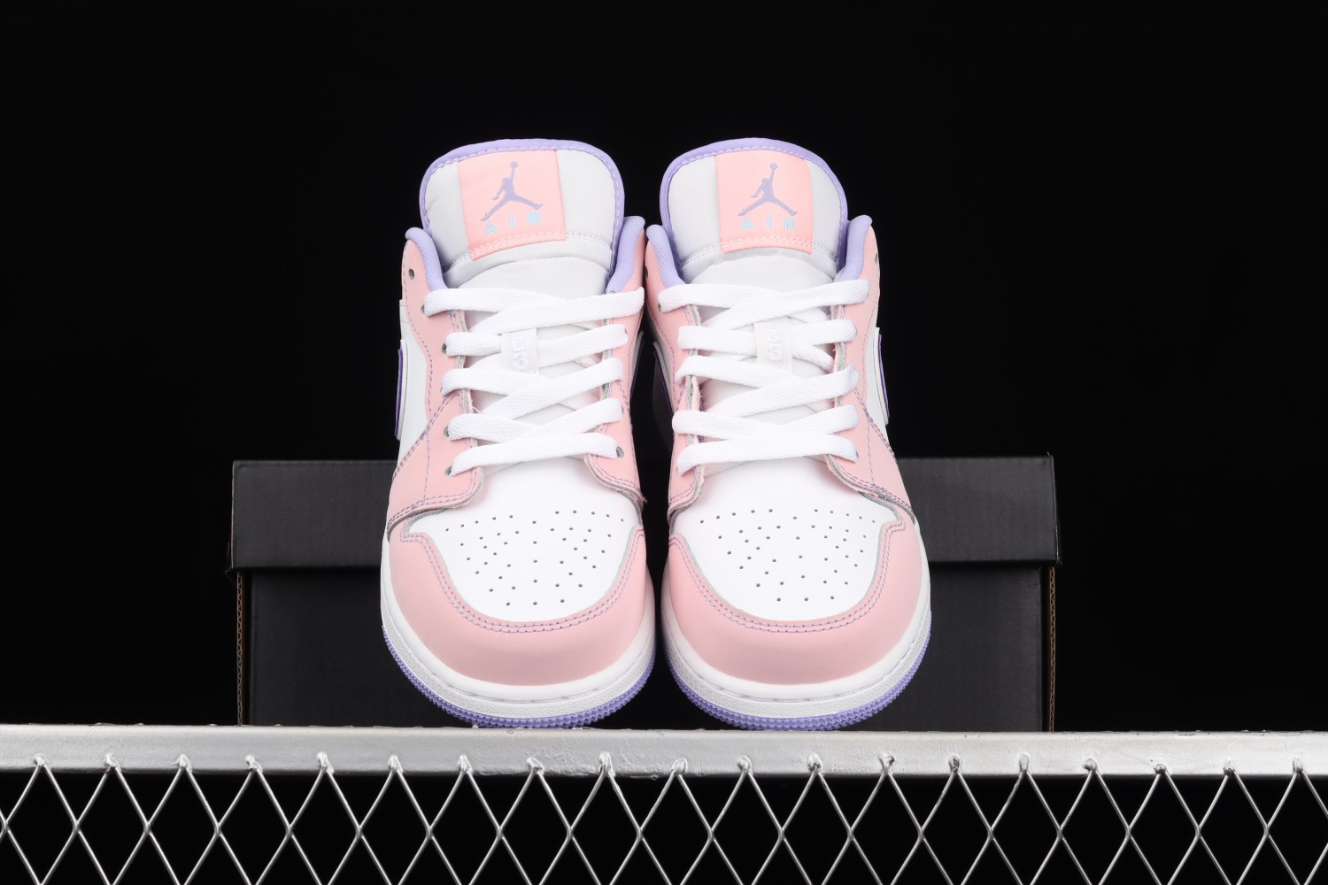 Jordan 1 Low Arctic Punch (GS) CV9844-600
