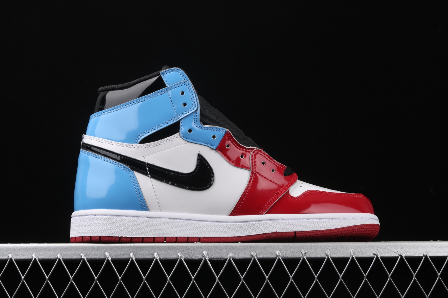 Jordan 1 Retro High Fearless UNC Chicago CK5666-100