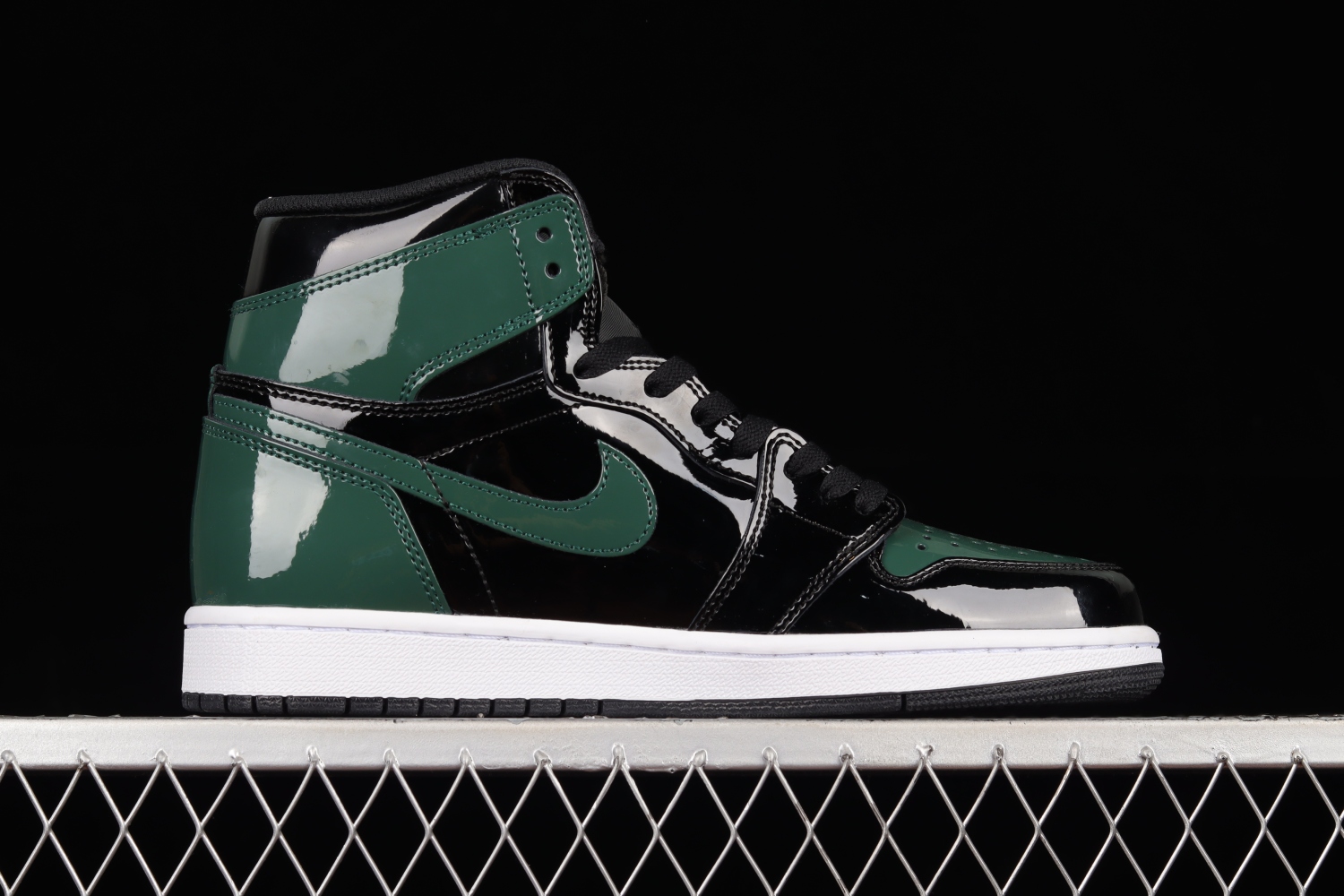 Jordan 1 Retro High SoleFly Art Basel Black AV3905-038