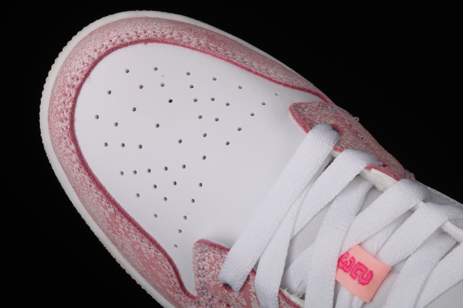 Jordan 1 Low Paint Drip (GS) CW7104-601