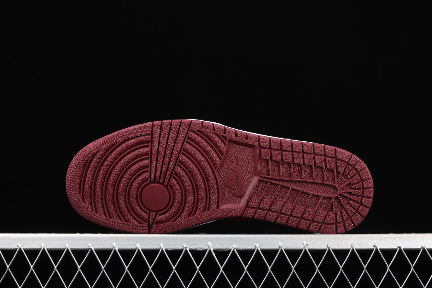 Jordan 1 Low Dark Beetroot Black (W) DB6491-600