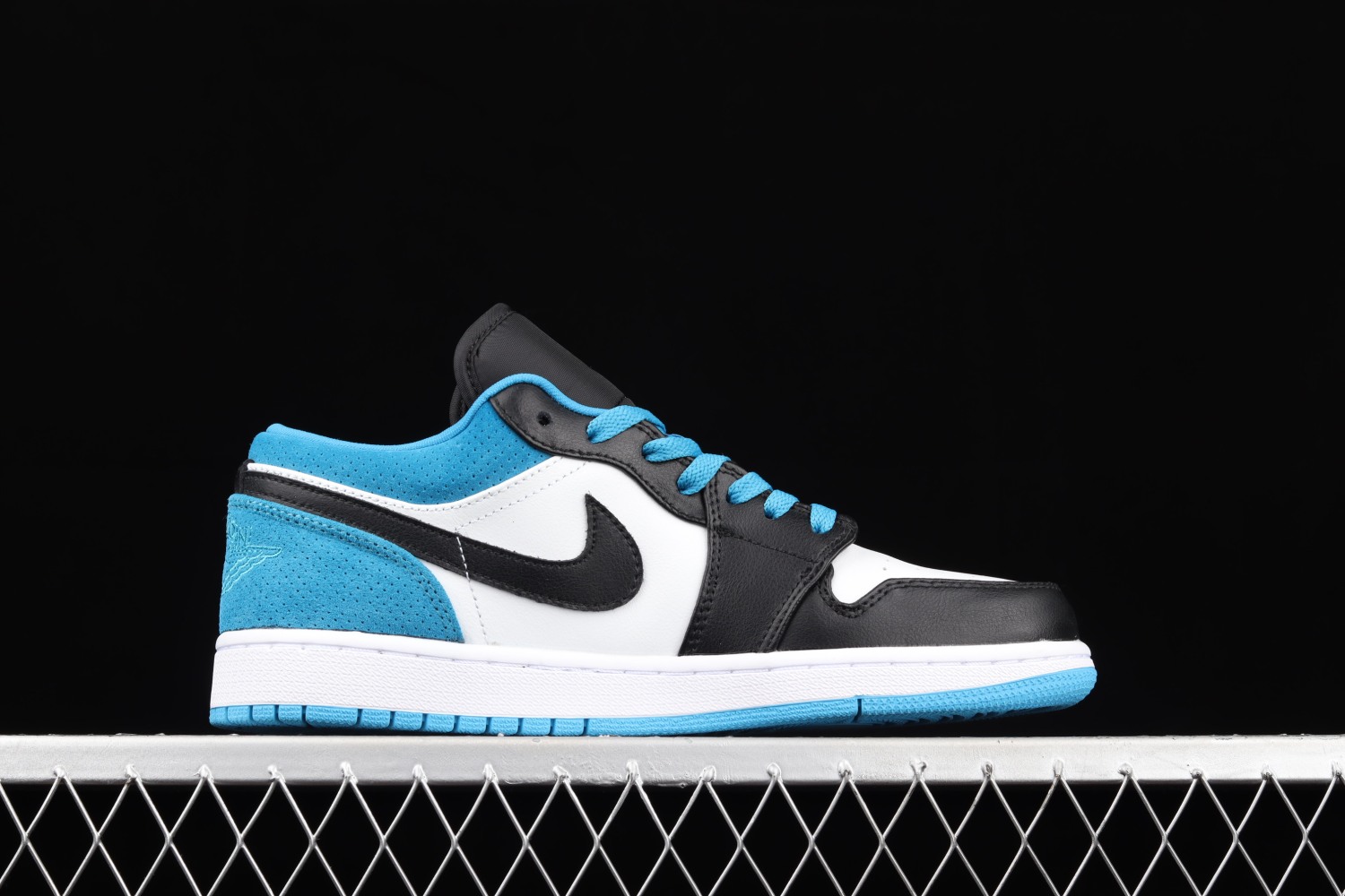Jordan 1 Low Laser Blue CK3022-004