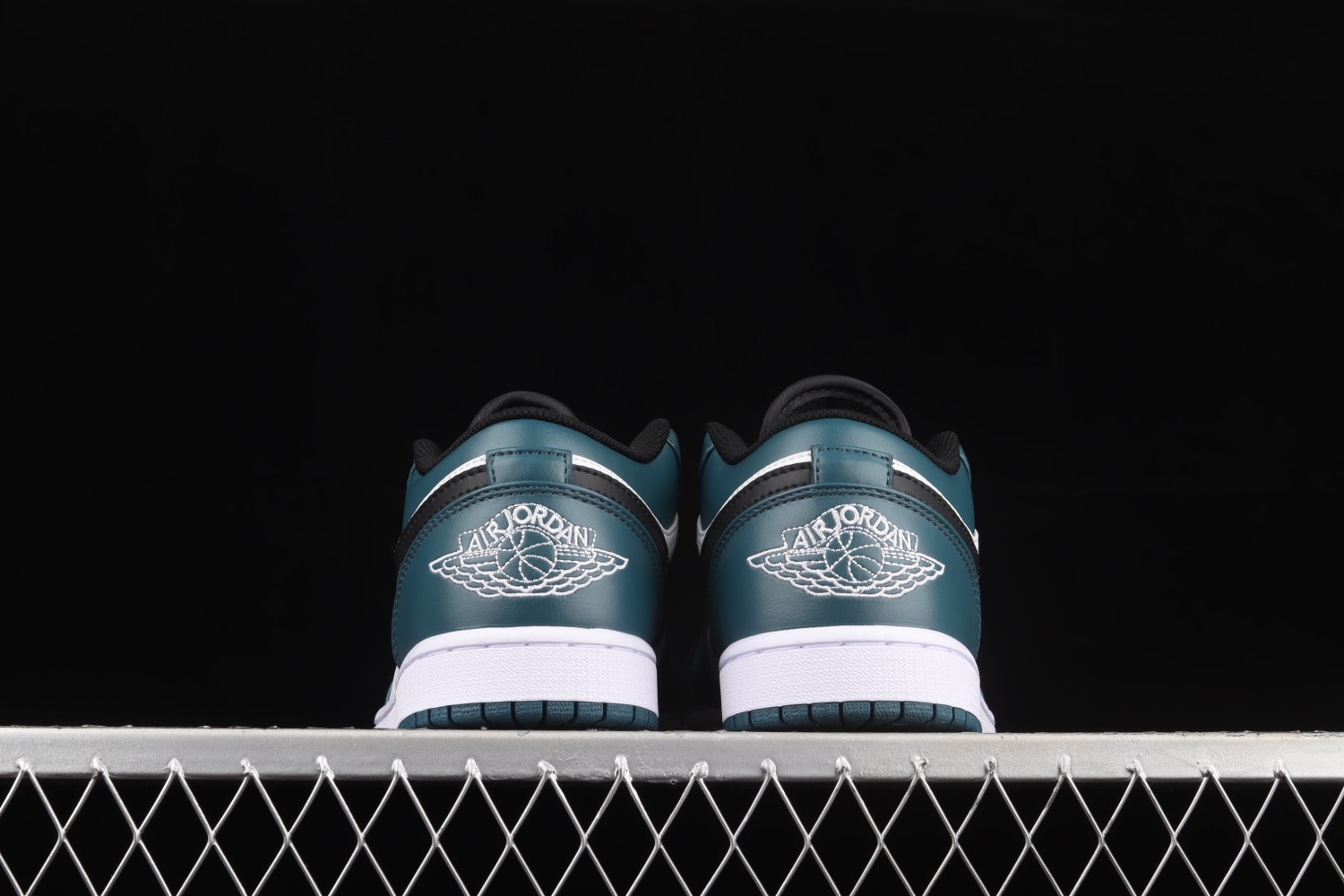 Jordan 1 Low Dark Teal 553558-411