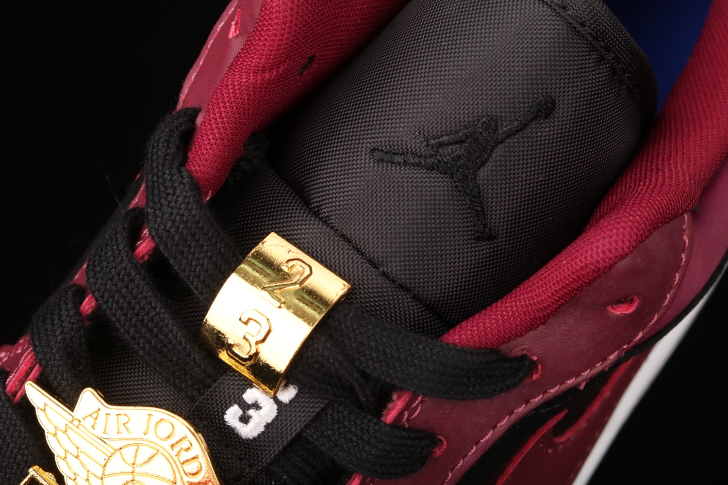 Jordan 1 Low Dark Beetroot Black (W) DB6491-600