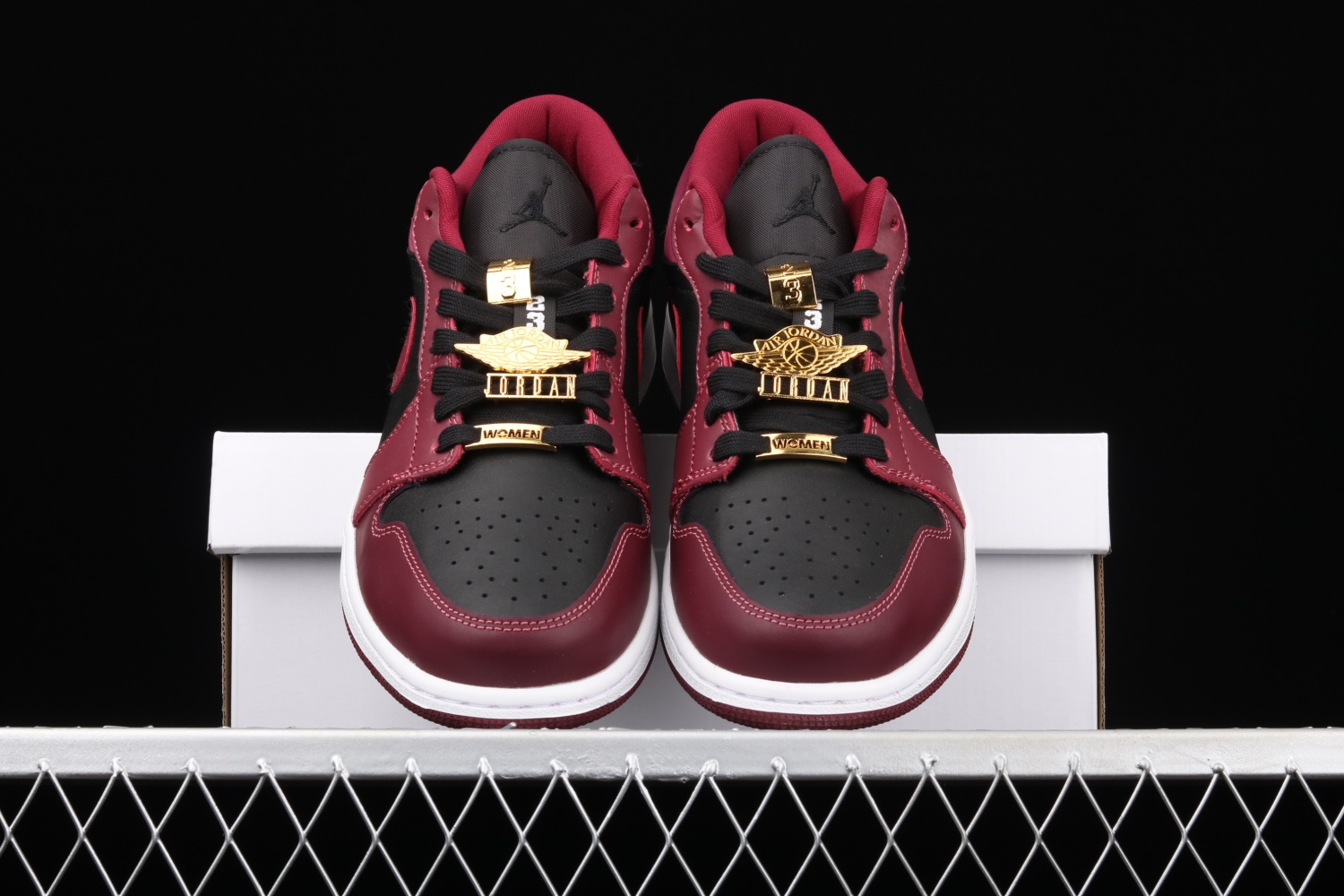 Jordan 1 Low Dark Beetroot Black (W) DB6491-600