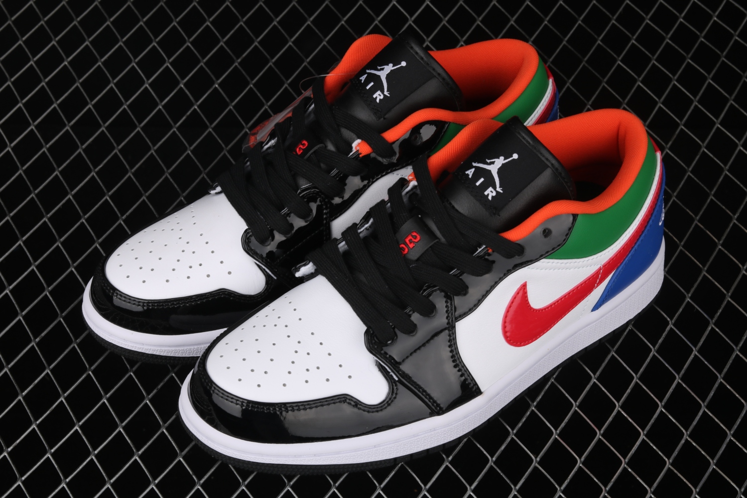 Jordan 1 Low Multi-Color Black Toe (W) CZ4776-101