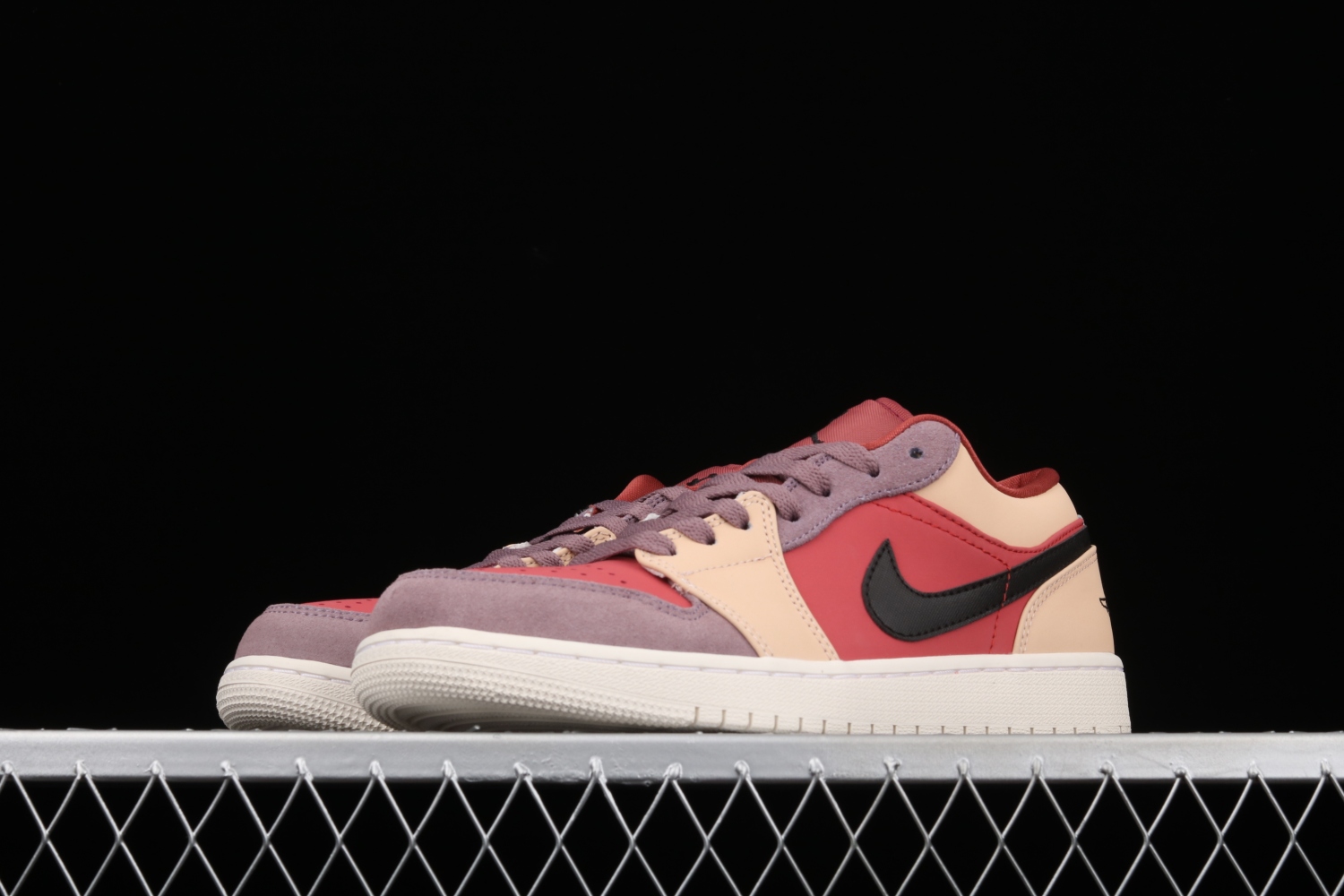 Jordan 1 Low Canyon Rust (W) DC0774-602