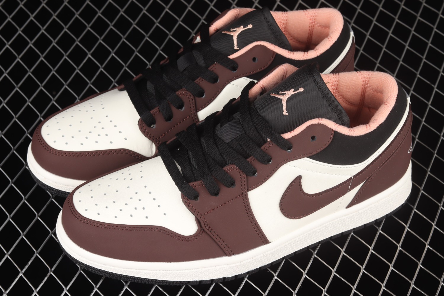Jordan 1 Low Mocha DC6991-200