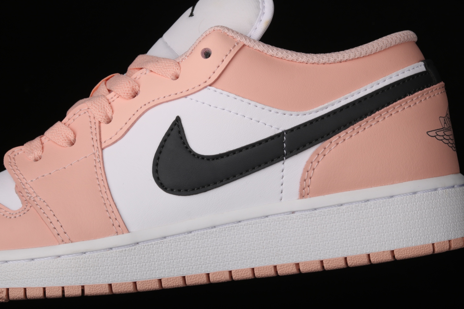 Jordan 1 Low Light Arctic Orange Pink (GS) 553560-800