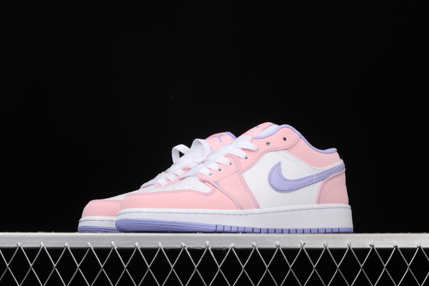 Jordan 1 Low SE Arctic Punch CK3022-600