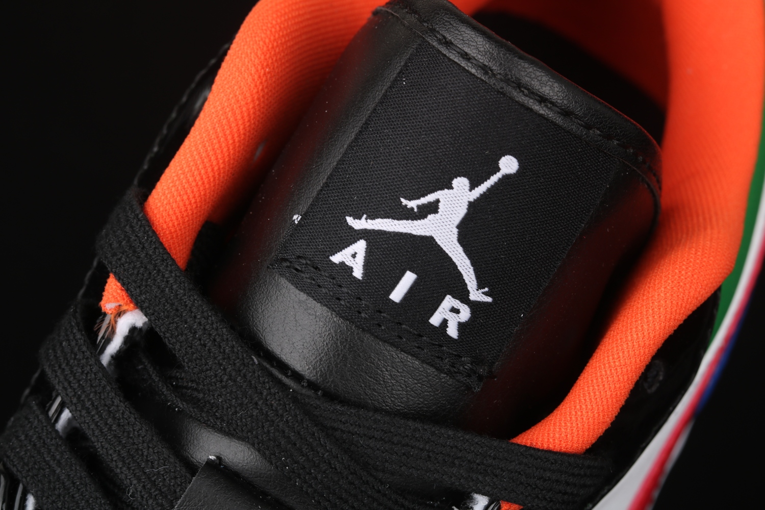 Jordan 1 Low Multi-Color Black Toe (W) CZ4776-101