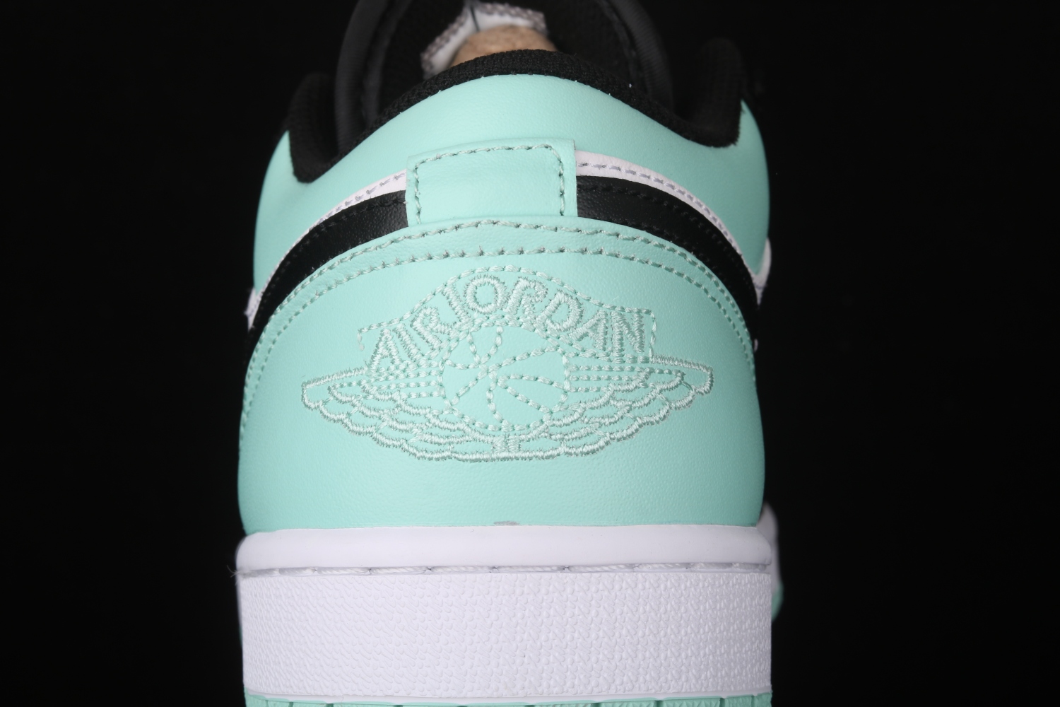 Jordan 1 Low Emerald Toe 553558-117