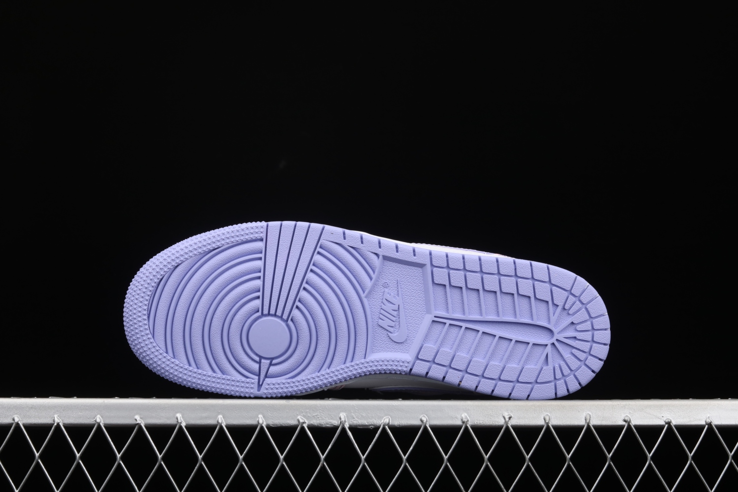 Jordan 1 Low SE Arctic Punch CK3022-600