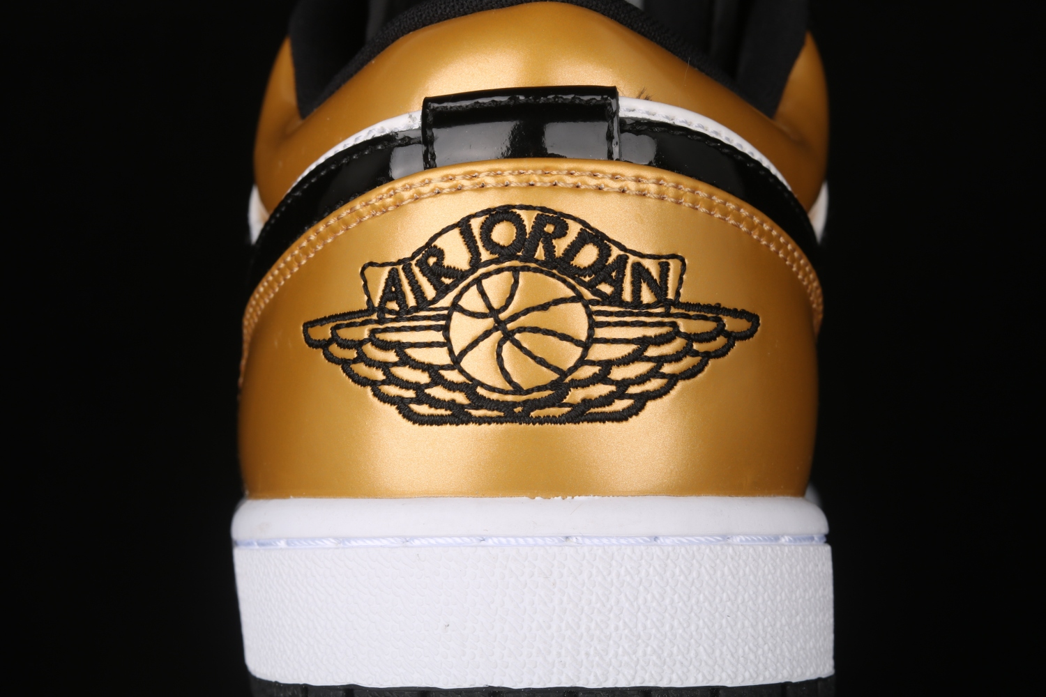 Jordan 1 Low Gold Toe CQ9447-700