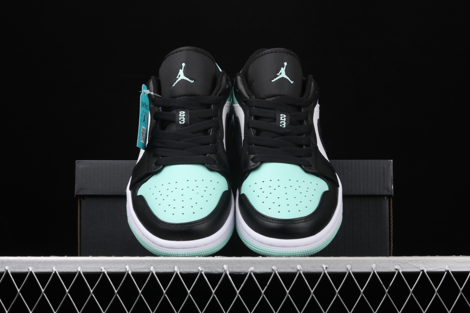 Jordan 1 Low Emerald Toe 553558-117