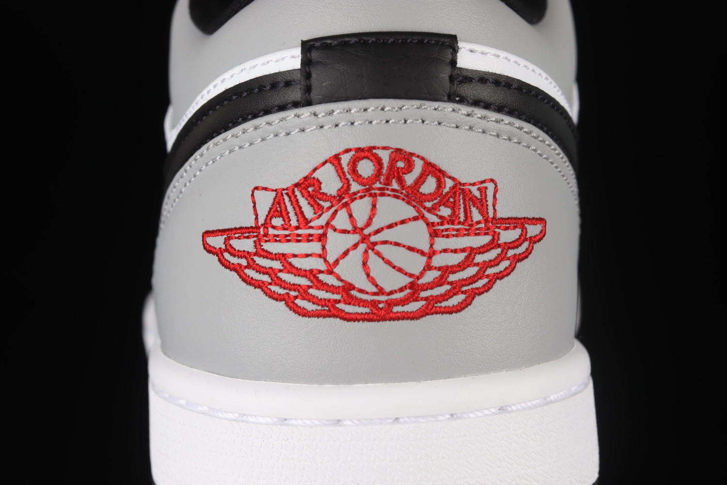 Jordan 1 Low Light Smoke Grey 553558-030