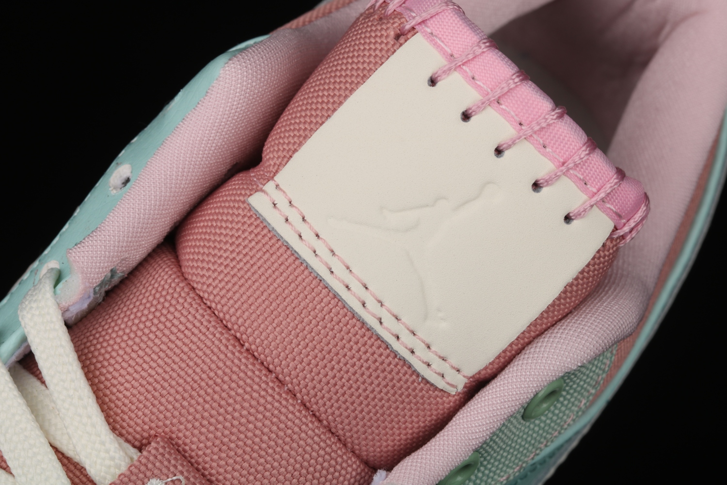 Jordan 1 Low Easter Pastel DJ5196-615