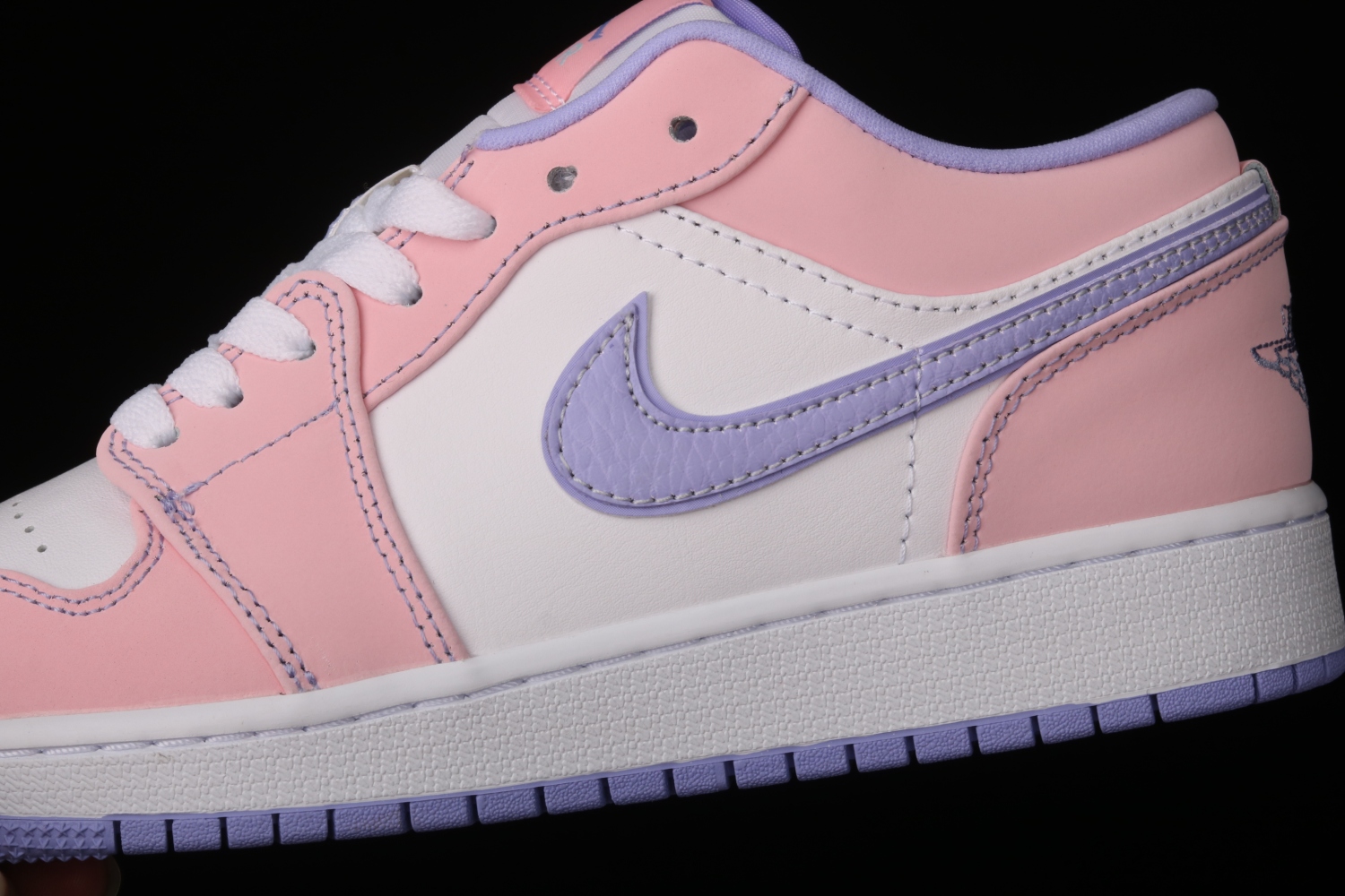 Jordan 1 Low SE Arctic Punch CK3022-600