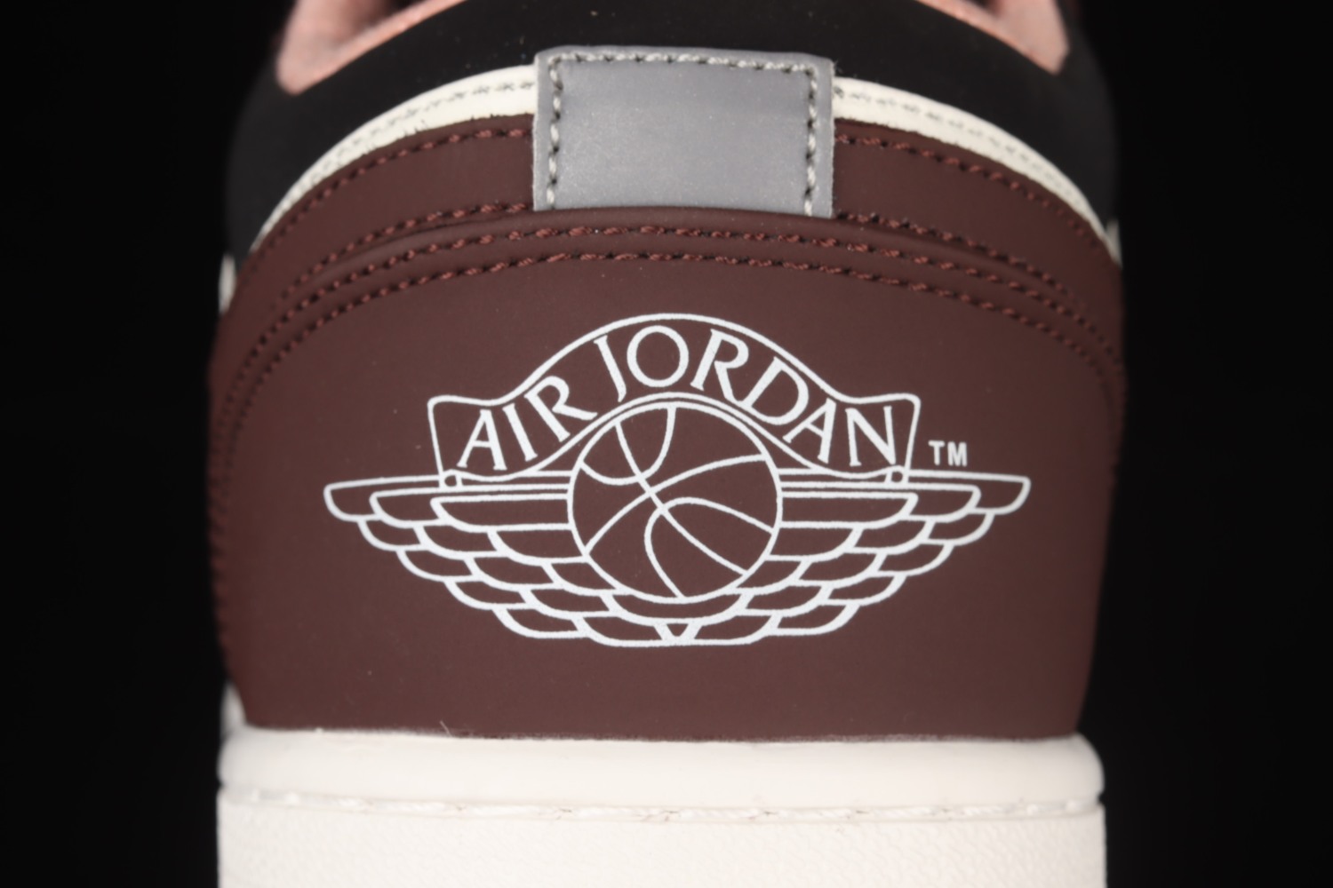 Jordan 1 Low Mocha DC6991-200