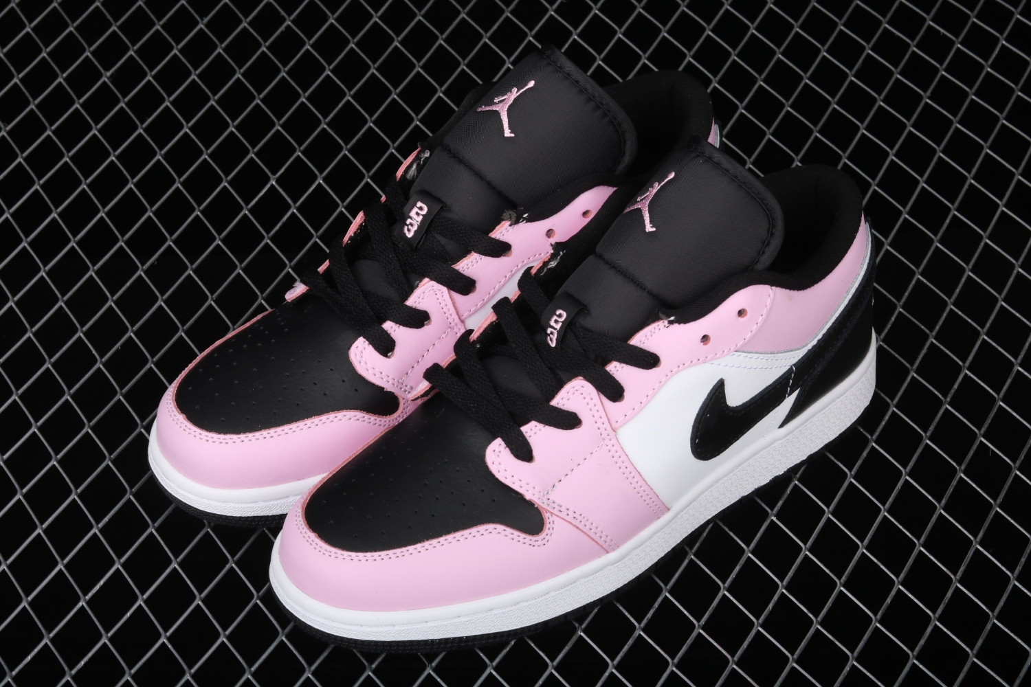 Jordan 1 Low Light Arctic Pink (GS) 554723-601