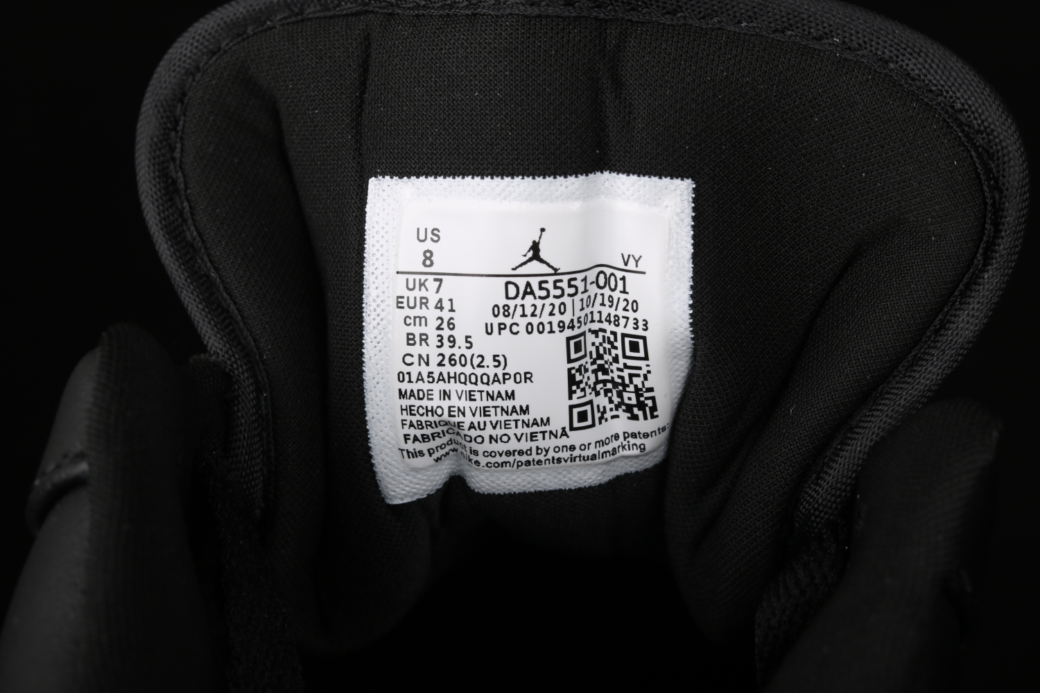 Jordan 1 Low SE Black Metallic Silver (W) DA5551-001